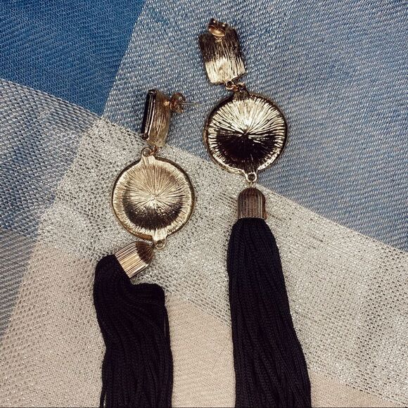 Women’s Black Earrings - Picture 6 of 7